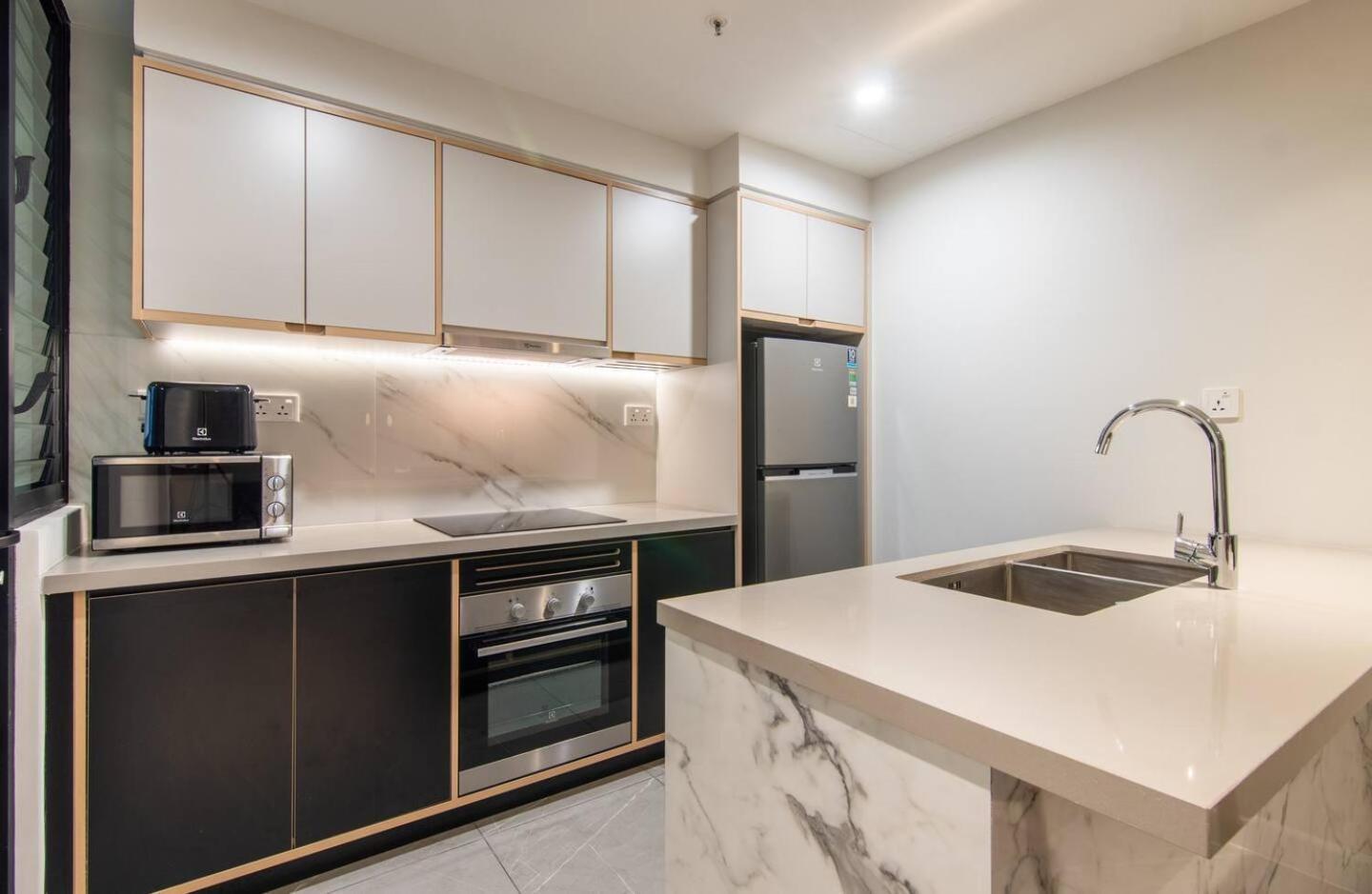 Luxury 2 Or 3Br Apartment In Dist 1 N Pool, Gym, Airport Pickup Ho-Chi-Minh-Stadt Exterior foto