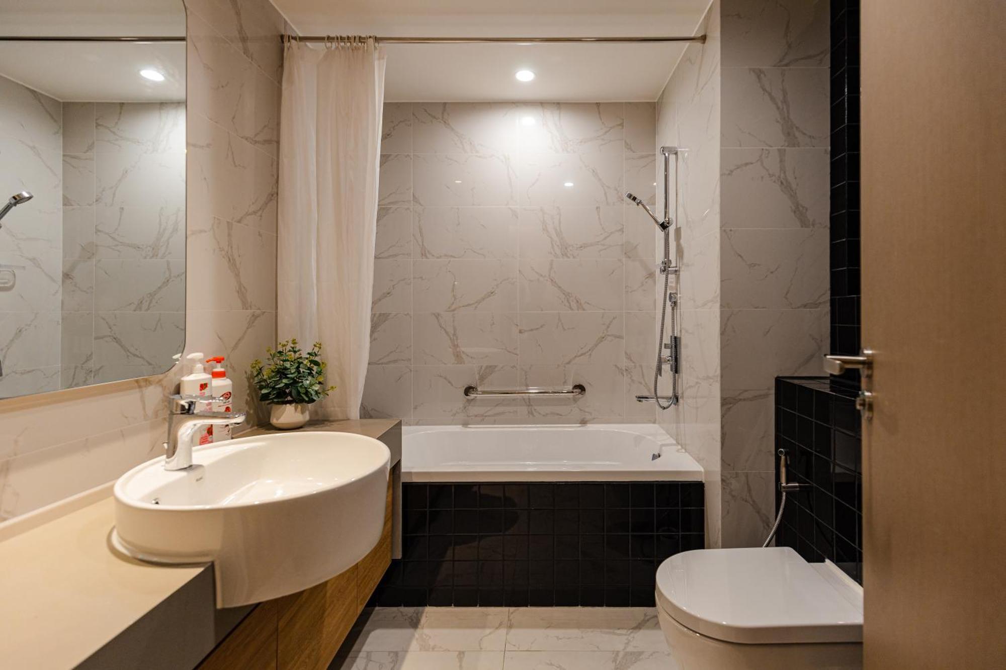 Luxury 2 Or 3Br Apartment In Dist 1 N Pool, Gym, Airport Pickup Ho-Chi-Minh-Stadt Exterior foto